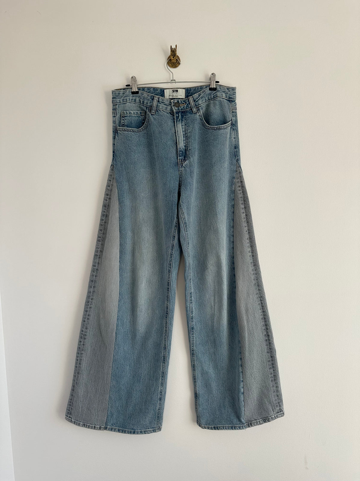 Half/half jeans