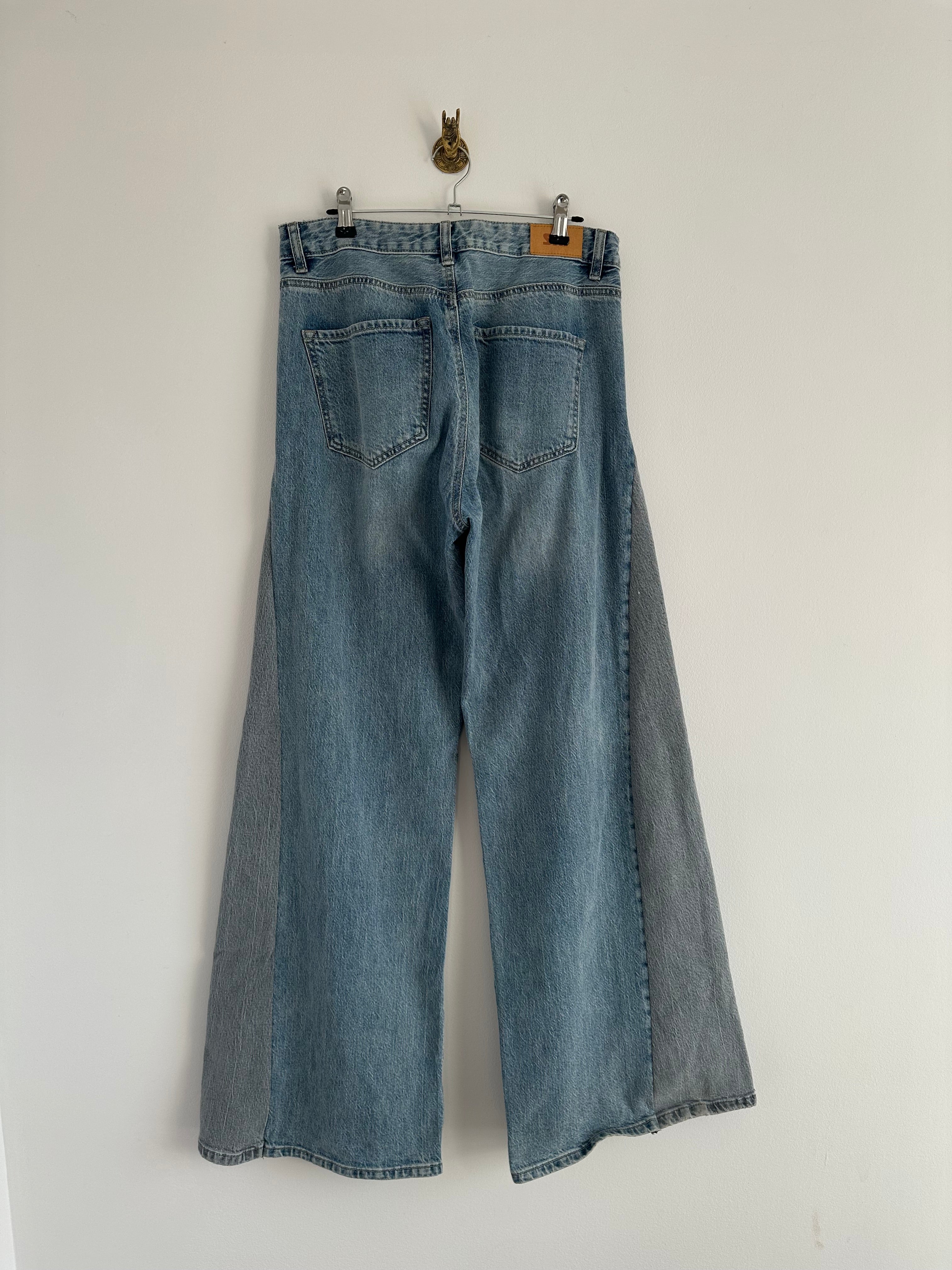 Half/half jeans