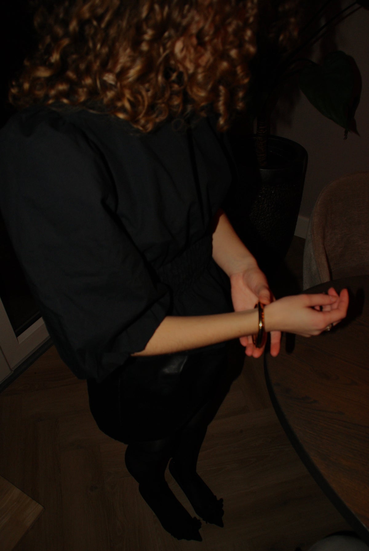 Bow blouse elastiek zwart